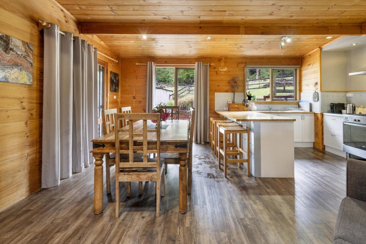 Mole Creek Cabins Zewnętrze zdjęcie